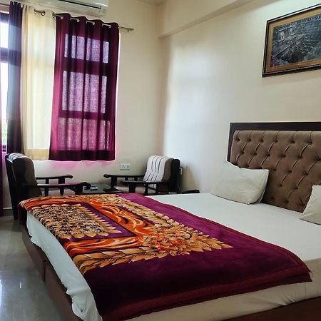 Hotel Amrapali Jaipur Dış mekan fotoğraf